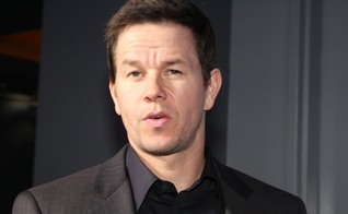 Mark Wahlberg falou abertamente sobre sua vida cristã. (Foto: Reprodução/Wikimedia Commons/Eva Rinaldi)