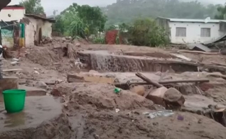 O desastre causado por 'Freddy' levou ao aumento do preço do milho em algumas áreas (Captura de tela/YouTube/BBC).