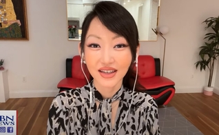 Yeonmi Park conseguiu fugir da Coreia do Norte. (Foto: Reprodução/CBN News/Faithwire).