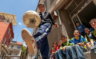 Deus está alcançando esta nação através do esporte. (Foto: Reprodução/IMB)