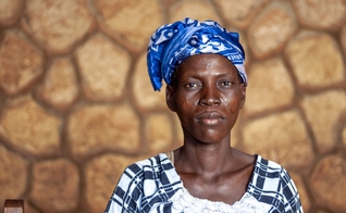 Mulher foi castigada por ter se convertido ao cristianismo. (Foto ilustrativa: IMB)