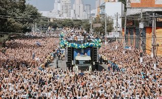 Dez trios elétricos levaram louvor e oração durante a Marcha. (Foto: iGospel).