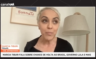 Marcia Tiburi durante entrevista ao UOL. (Captura de tela/YouTube/UOL)