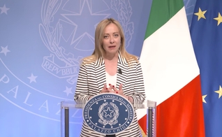 Giorgia Meloni faz pronunciamento sobre liberdade religiosa. (Captura de tela/YouTube/Fratelli d'Italia)
