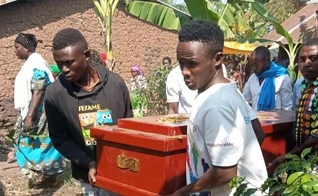 No funeral de uma das jovens, um muçulmanos aceitou Jesus. (Foto: Portas Abertas)