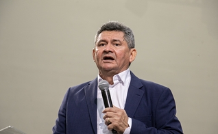 Pastor Francisco Everton na abertura da Expoevangélica 2023. (Foto: Guiame/ Marcos Corrêa).