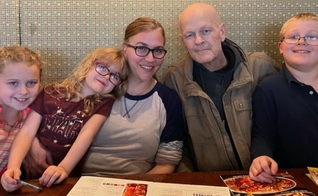 Joe e sua família. (Foto: GiveSendGo/Joe Wurzelbacher)