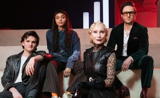 Disney dá sinal verde para a série sobre jovem que engravida do diabo. (Foto: DisneyPlus)