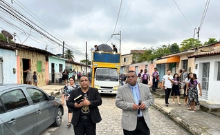 Os cristãos realizaram uma caminhada evangelística com trio elétrico em Franco Jatobá. (Foto: Instagram/SEMADEAL).