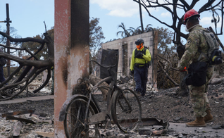 Capelães ajudam vítimas dos incêndios florestais em Maui. (Foto: Aliança Cristã e Missionária)