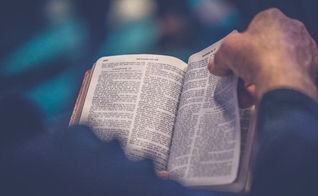 Muitos cristãos não compartilham o Evangelho. (Foto representativa: Unsplash/Rod Long)