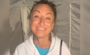 Stacey recebeu a cura após oração. (Foto: Reprodução/Instagram/Every Heart Tour)
