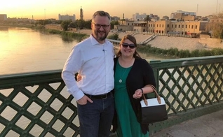 Stephen Troell na Ponte dos Mártires em Bagdá. (Foto: stephentroell/X)