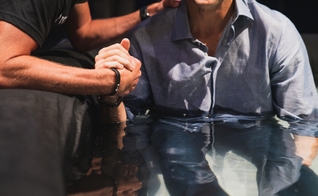 Os crentes cumpriram o mandamento de Jesus. (Foto: Ilustrativa/Unsplash/Kaleb Tapp)