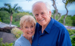 Loren e sua esposa Darlene. (Foto: JOCUM/Susanne Childers e Dawn Gauslin).