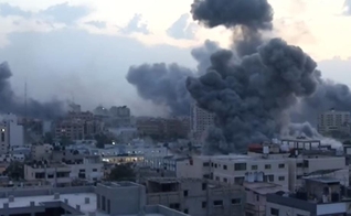 Cena da guerra em Israel. (Captura de tela/YouTube CNN Brasil)