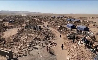 Cenas do Afeganistão após os terremotos. (Captura de tela/Vídeo Jornal Nacional)