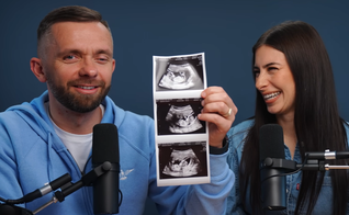 Vlad Savchuk e sua esposa Lana. (Foto: Reprodução/YouTube/Vlad Savchuk)