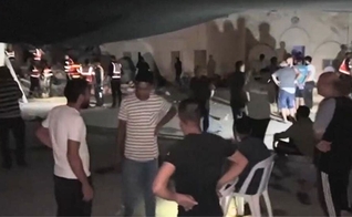 Cenas após o ataque à igreja. (Captura de tela: Vídeo CNN Portugal)