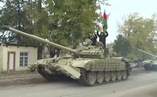 Cenas do conflito entre Azerbaijão e Armênia. (Captura de tela: BBC News Brasil)