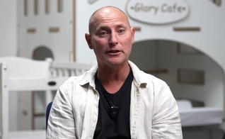 Damien. (Captura de tela/YouTube Deliverance Down Under)