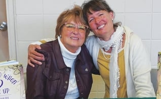 As irmãs Pauline Holsopple e Teresa Aeschliman, em 2022. (Foto: Teresa Aeschliman)