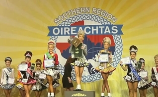 Competição de dança irlandesa nos EUA. (Captura de tela: YouTube Black and White Sports)