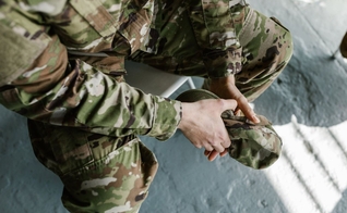 Soldado. (Reprodução/Pexels/Projeto de estoque RDNE)