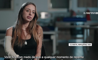 Mia Schem, de 21 anos, estava entre os mais de 200 reféns feitos pelo Hamas em 7 de outubro. (Captura de tela/Video/Canal 12)