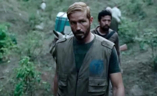 Jim Caviezel como o agente Tim Ballard. (Foto: Reprodução/YouTube/Angel Studios).