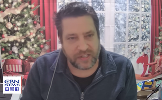 Chris Avell. (Reprodução/CBN News)