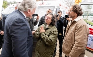 Franklin Graham esteve na cerimônia de entrega das ambulâncias, em Jerusalém. (Foto: Samaritan’s Purse).