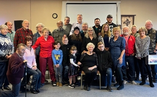 Cristãos na igreja. (Foto: Reprodução/AG News)