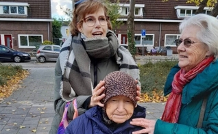 Mulheres testemunharam milagres. (Foto: Reprodução/Revive)