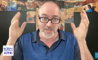 Timothy Gagnon foi resgatado das trevas. (Foto: Reprodução/CBN News).