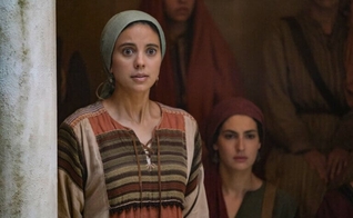 Catharine Lidstone interpreta Maria de Betânia em “The Chosen”. (Foto: The Chosen).