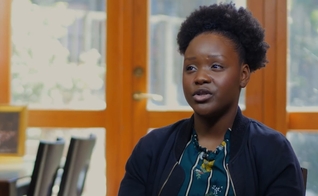 Seyi Omooba. (Foto: Reprodução/YouTube/Christian Concern)