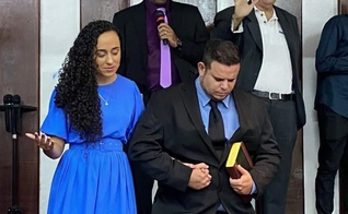 Jônatas e sua esposa. (Foto: Missões Nacionais).