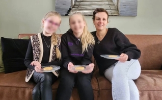 Mandy, Fleur e Milou. (Foto: Reprodução/Revive)