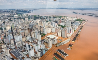 O Rio Guaíba invadiu Porto Alegre e parte da Região Metropolitana. (Foto: Flickr/Palácio do Planalto/Ricardo Stuckert/PR).