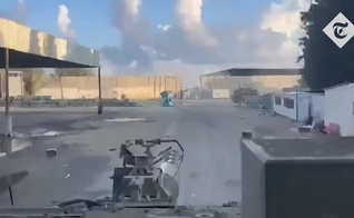 Tanques israelenses capturam passagem de fronteira de Rafah após Israel rejeitar cessar-fogo. (Captura de tela/YouTube/The Telegraph)