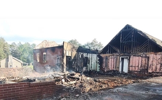 A igreja após o incêndio. (Foto: Reprodução/Baptist Press)