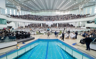 A Assembleia de Deus recebeu os novos cristãos em um culto especial de batismo. (Foto: Instagram/AD Sede Ministério do Belém).