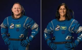 Retrato oficial de Barry Wilmore e Suni Williams da tripulação do Boeing Crew Flight Test (CFT). (Foto: NASA/Robert Markowitz)