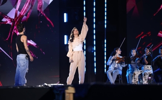 Maria Marçal abriu o show da gravação do 1° DVD. (Foto: Divulgação/Nunes Entretenimento).