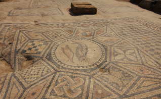 O Mosaico de Megido. (Foto: Reprodução/YouTube/Museum of the Bible)