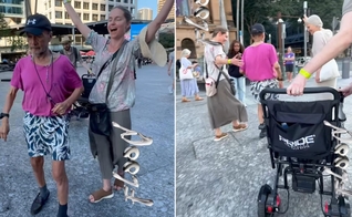 O homem, que não andava há 10 anos, foi curado. (Foto: Reprodução/Instagram/Awaking Australia).