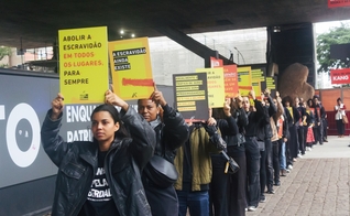 Caminhada pela Liberdade na Avenida Paulista. (Foto: Raquel Quelyta/Leandro Corrêa)