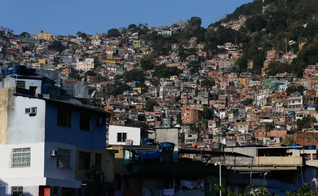 Favelas dobram de número no Brasil. (Foto: Fernando Frazão/Agência Brasil)