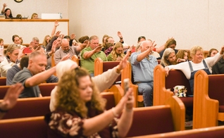 Membros da Assembleia de Deus de Nelsonville. (Foto: AD Nelsonville)